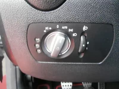 Sell Mercedes-Benz SLK 200 2010 - 16000 EUR, 176098 km - AUTO.MOTO.pt