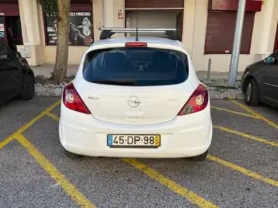 Vendo Opel Corsa 2007 - 2900 EUR, 339000 km - AUTO.MOTO.pt