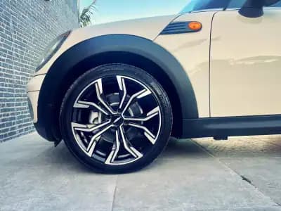 Vendo MINI 2009 - 9500 EUR, 179000 km - AUTO.MOTO.pt