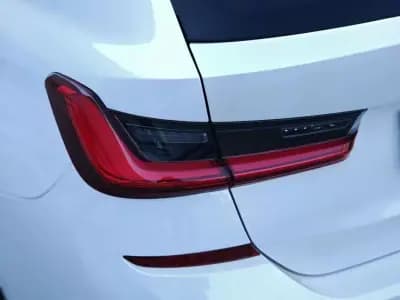 Vendo BMW 330 2021 - 31900 EUR, 156735 km - AUTO.MOTO.pt