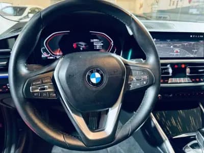 Vendo BMW 318 2021 - 34990 EUR, 23310 km - AUTO.MOTO.pt