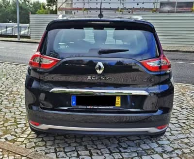 Vendo Renault Grand Scénic 2017 - 13990 EUR, 140000 km - AUTO.MOTO.pt