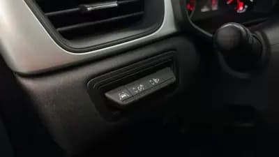 Vendo Renault Captur 2022 - 16490 EUR, 100230 km - AUTO.MOTO.pt