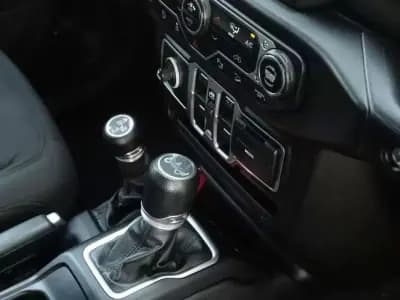 Vendo Jeep Wrangler Unlimited 2019 - 64900 EUR, 48974 km - AUTO.MOTO.pt