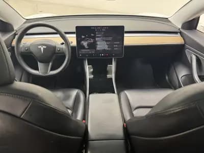Sell Tesla Model 3 2019 - 24890 EUR, 118800 km - AUTO.MOTO.pt