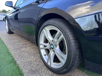 Vendo BMW 318 2015 - 13900 EUR, 260000 km - AUTO.MOTO.pt
