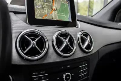 Sell Mercedes-Benz B 250 2017 - 14900 EUR, 85144 km - AUTO.MOTO.pt