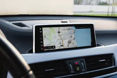 Vendo BMW X1 2022 - 24000 EUR, 107300 km - AUTO.MOTO.pt