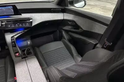 Sell Peugeot 3008 2024 - 31450 EUR, 14850 km - AUTO.MOTO.pt