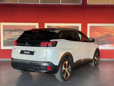 Vendo Peugeot 3008 2021 - 29990 EUR, 73877 km - AUTO.MOTO.pt