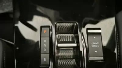 Sell Opel Mokka-e 2023 - 23450 EUR, 6500 km - AUTO.MOTO.pt