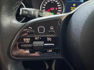 Vendo Mercedes-Benz C 180 2019 - 25990 EUR, 115564 km - AUTO.MOTO.pt