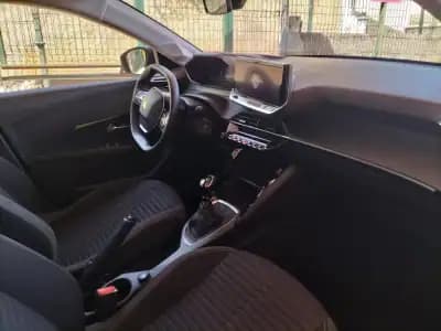 Sell Peugeot 208 2024 - 18950 EUR, 41000 km - AUTO.MOTO.pt