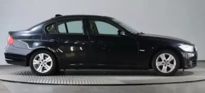 Vendo BMW 320 2009 - 11990 EUR, 198113 km - AUTO.MOTO.pt