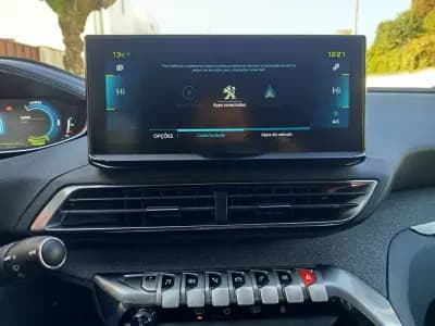 Sell Peugeot 3008 2022 - 21990 EUR, 112600 km - AUTO.MOTO.pt