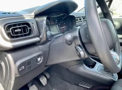 Vendo Citroën C3 2023 - 16280 EUR, 18200 km - AUTO.MOTO.pt