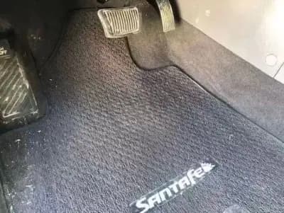 Vendo Hyundai Santa Fe 2012 - 11999 EUR, 70000 km - AUTO.MOTO.pt