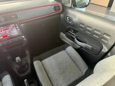 Vendo Citroën C3 2021 - 13990 EUR, 56027 km - AUTO.MOTO.pt
