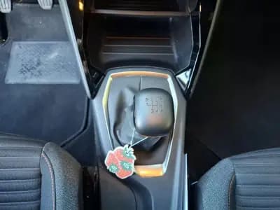 Sell Peugeot 2008 2023 - 19500 EUR, 16000 km - AUTO.MOTO.pt