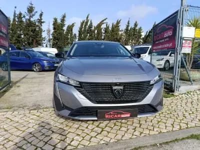Vendo Peugeot 308 2023 - 18900 EUR, 75511 km - AUTO.MOTO.pt