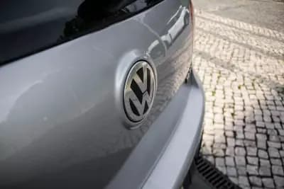 Vendo Volkswagen Golf 2003 - 4900 EUR, 208740 km - AUTO.MOTO.pt