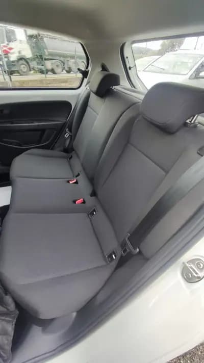 Vendo Volkswagen e-Up! 2020 - 11998 EUR, 0 km - AUTO.MOTO.pt