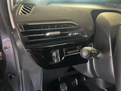 Vendo Citroën C4 Spacetourer 2019 - 15900 EUR, 125682 km - AUTO.MOTO.pt