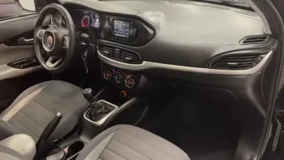 Sell Fiat Tipo 2017 - 8990 EUR, 132668 km - AUTO.MOTO.pt
