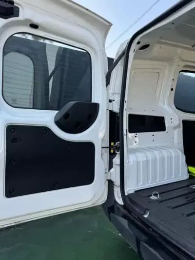 Sell Fiat Fiorino 2021 - 13900 EUR, 147200 km - AUTO.MOTO.pt