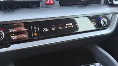 Vendo Kia Sportage 2024 - 34990 EUR, 5360 km - AUTO.MOTO.pt