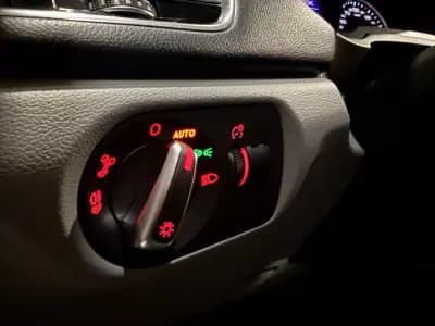 Vendo Audi Q3 2016 - 20990 EUR, 132000 km - AUTO.MOTO.pt