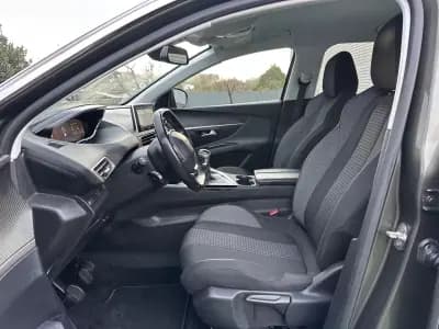 Vendo Peugeot 3008 2019 - 13900 EUR, 180000 km - AUTO.MOTO.pt