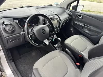 Vendo Renault Captur 2016 - 13490 EUR, 143000 km - AUTO.MOTO.pt