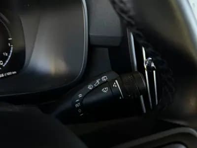 Sell Volvo XC 40 2023 - 33490 EUR, 72063 km - AUTO.MOTO.pt