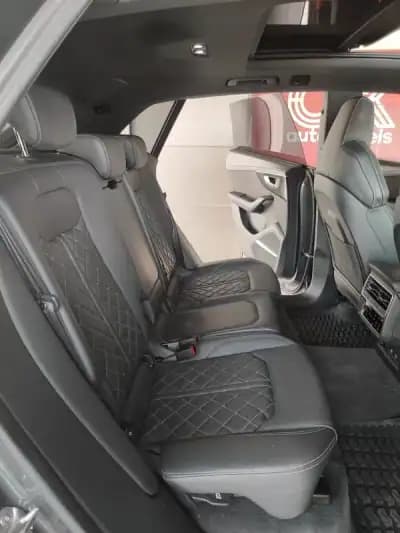 Vendo Audi SQ8 2020 - 81500 EUR, 141000 km - AUTO.MOTO.pt