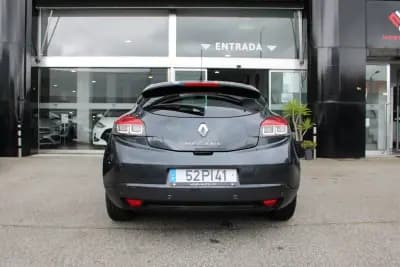 Vendo Renault Mégane Coupe 2014 - 10900 EUR, 202494 km - AUTO.MOTO.pt