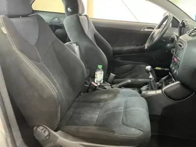 Vendo Alfa Romeo GT 2010 - 9990 EUR, 220177 km - AUTO.MOTO.pt