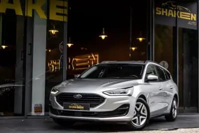 Vendo Ford Focus SW 2023 - 18990 EUR, 64785 km - AUTO.MOTO.pt