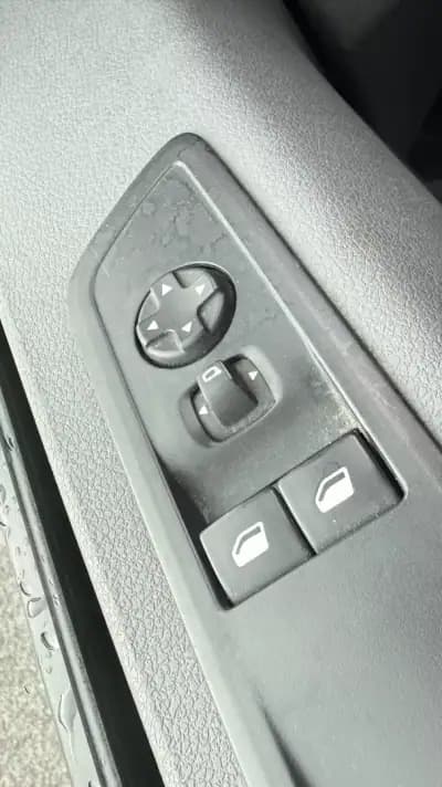 Sell Citroën Jumpy 2023 - 21390 EUR, 33500 km - AUTO.MOTO.pt