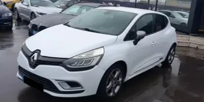 Vendo Renault Clio 2017 - 13500 EUR, 140820 km - AUTO.MOTO.pt