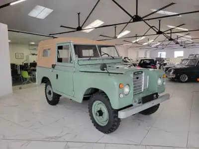Vendo Land Rover Serie III 1973 - 35000 EUR, 87484 km - AUTO.MOTO.pt