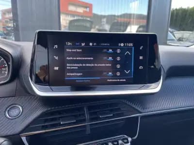 Sell Peugeot 2008 2021 - 16850 EUR, 43376 km - AUTO.MOTO.pt