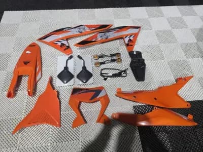 Vendo mota KTM SX 300 2023 - 10500 EUR, 77 km - AUTO.MOTO.pt