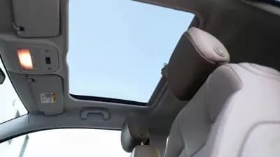 Sell Opel Adam 2016 - 11400 EUR, 62000 km - AUTO.MOTO.pt