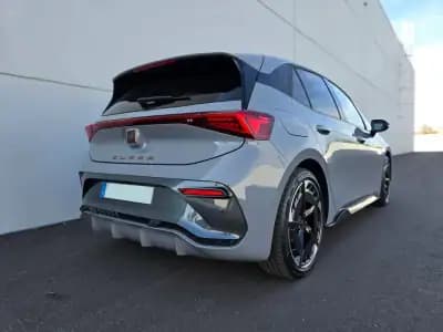 Vendo Cupra Born 2024 - 32400 EUR, 12000 km - AUTO.MOTO.pt