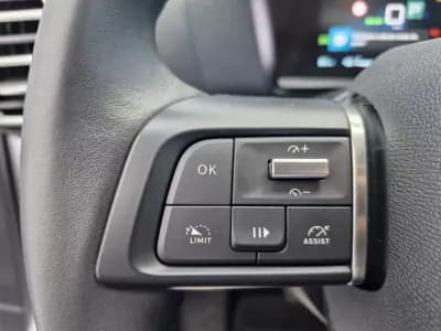 Sell Citroën e-C4 X 2024 - 31000 EUR, 11664 km - AUTO.MOTO.pt