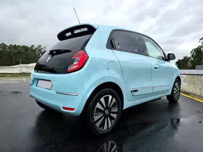 Vendo Renault Twingo 2023 - 14750 EUR, 27700 km - AUTO.MOTO.pt