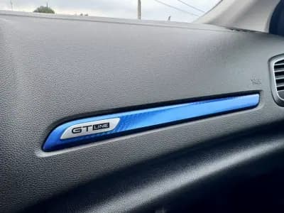 Sell Renault Mégane 2016 - 14750 EUR, 142000 km - AUTO.MOTO.pt