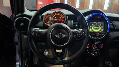 Vendo MINI 2016 - 11850 EUR, 153106 km - AUTO.MOTO.pt