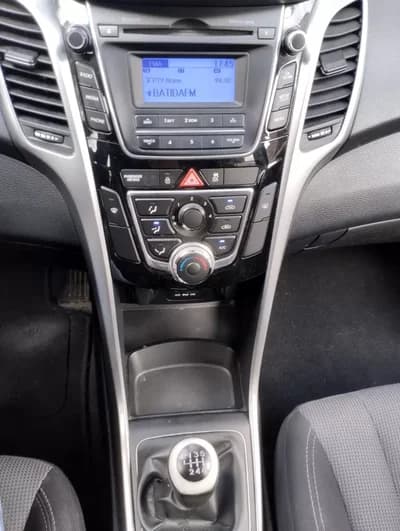 Sell Hyundai i30 2012 - 7250 EUR, 260000 km - AUTO.MOTO.pt